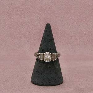 Sterling Silver Cz Three Stone Oval-Cut Accented Shoulders Ring Size 7